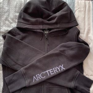 Arc’teryx zip-up hoodie